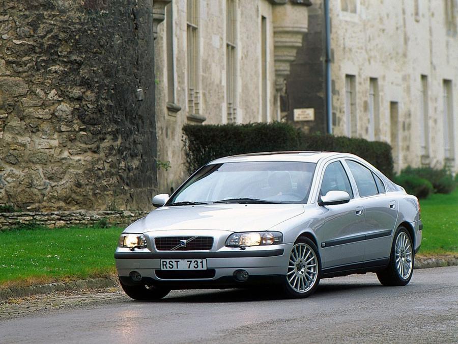  Volvo S60 D5 2002 года  (фото 6 из 6)